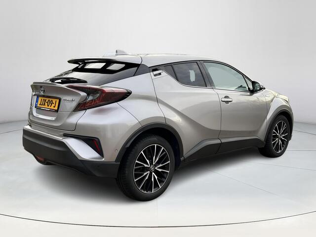Toyota C-HR 1.8 Hybrid Executive | Stoelverwarming | Navigatie | 18 inch LM-velgen | Bluetooth |
