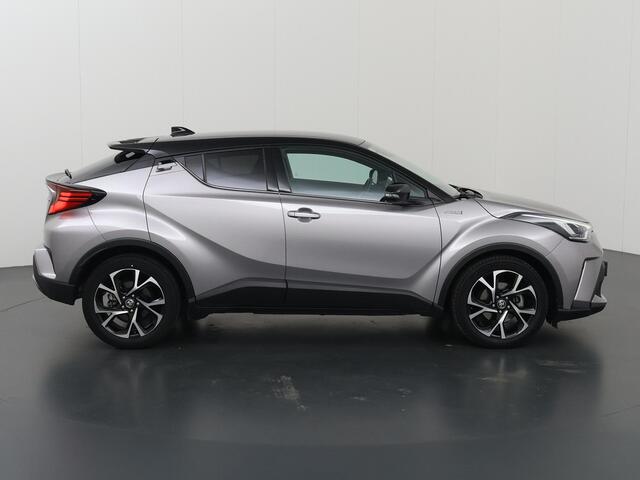 Toyota C-HR 2.0 Hybrid First Edition | Camera | Navigatie | Stoelverwarming | Apple CarPlay/Android auto | Adaptieve Cruise Control | Rij-hulppakket |