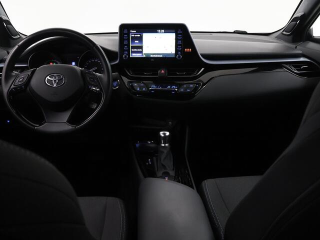 Toyota C-HR 2.0 Hybrid First Edition | Camera | Navigatie | Stoelverwarming | Apple CarPlay/Android auto | Adaptieve Cruise Control | Rij-hulppakket |