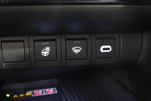 Toyota C-HR 1.8 Hybrid 140 First Edition Limited, Stoel & Stuurverwarming, Apple Carplay / Android auto, BSM, Navi!