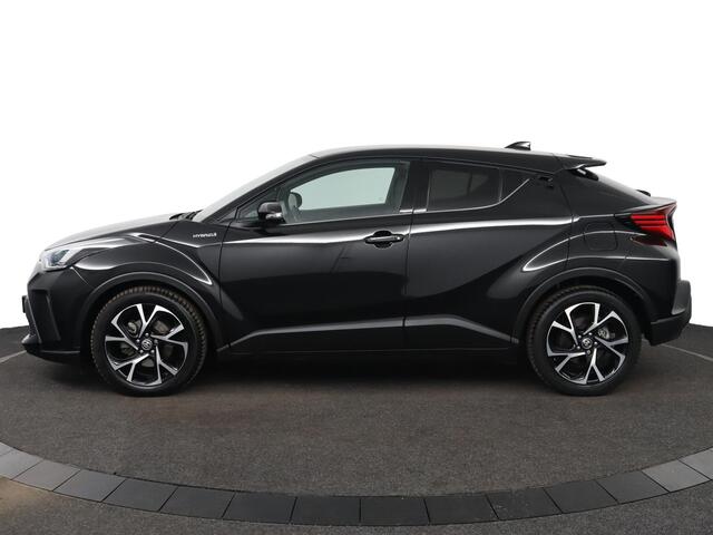 Toyota C-HR 1.8 Hybrid First Edition | Trekhaak | Navigatie | Apple carplay & Android auto |