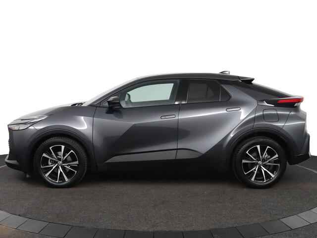 Toyota C-HR 1.8 Hybrid 140 Dynamic | Apple carplay & Android auto | Cruise control | Parkeer camera |