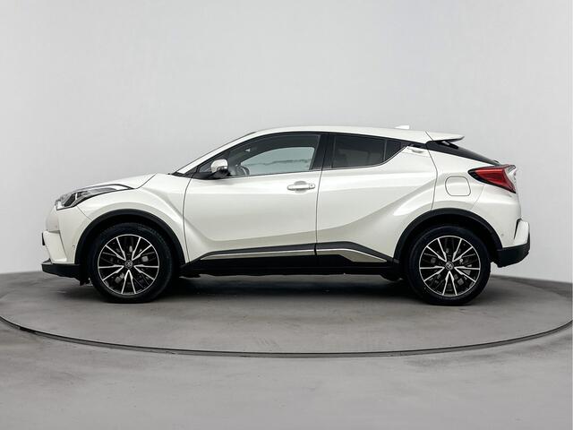 Toyota C-HR 1.2 Executive NL-Auto | Climate Control | Cruise Control Adaptive | Stoelverwarming | Lage KM! |