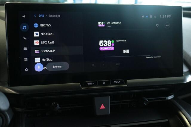 Toyota C-HR 2.0 Plug-in Hybrid 220 Dynamic Limit, Groot scherm