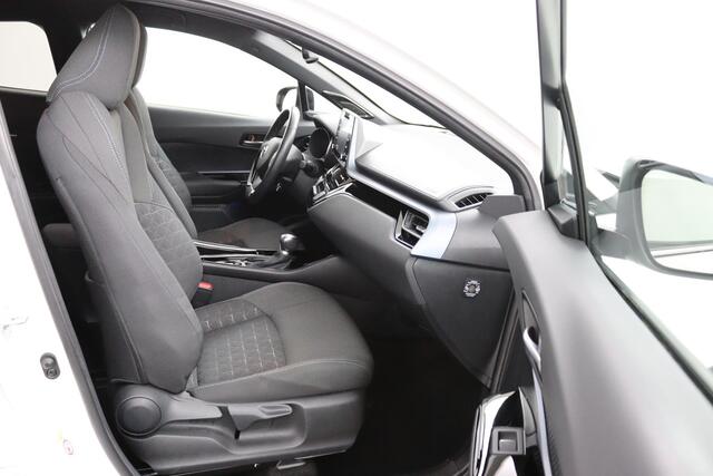 Toyota C-HR 2.0 Hybrid First Edition | Trekhaak | Stoelverwarming | Parkeersensoren Rondom | Grootscherm Navigatie | Keyless Entry |