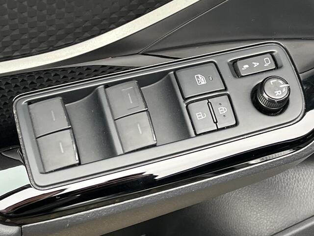 Toyota C-HR 2.0 Hybrid Dynamic | Stoelverwarming | Navigatie | Parkeersensoren | Keyless entry |