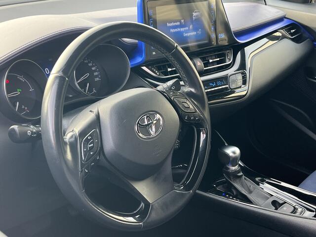 Toyota C-HR 1.8 Hybrid Bi-Tone | Airco (automatisch) | Cruise Control | Navigatiesysteem full map