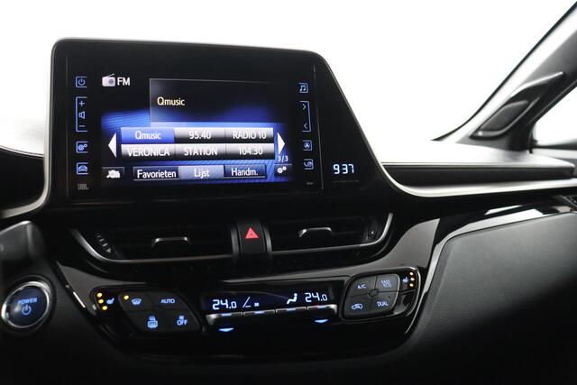Toyota C-HR 1.8 Hybrid Bi-Tone | Stoel/Stuurverwarming | Dodehoek Detectie | Parkeersensoren | Navigatie |