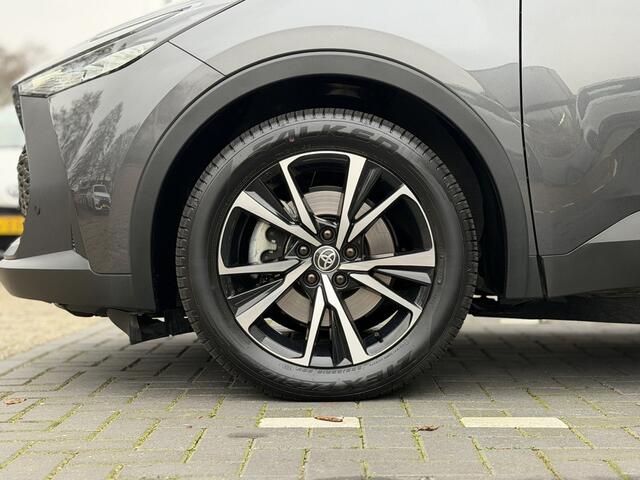 Toyota C-HR 2.0 Plug-in Hybrid 220 Dynamic Dodehoekdetectie, Navigatie, Parkeersensoren V + A , All-in Rijklaarprijs