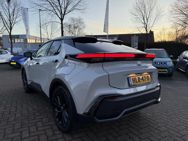 Toyota C-HR 2.0 Plug-in Hybrid 220 GR SPORT