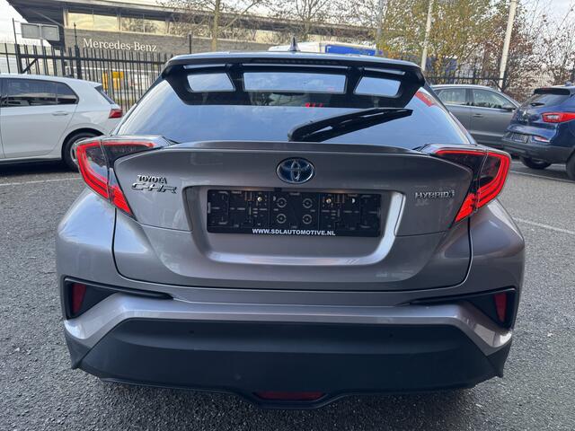 Toyota C-HR 1.8 Hybrid Style Ultimate // LED PAKKET // NAVI // CAMERA // CLIMA // ADAPTIVE CRUISE // STOEL + STUUR VERWARMING //