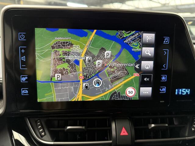 Toyota C-HR 1.8 Hybrid Dynamic Nederlandse auto, slechts 53.112 km!