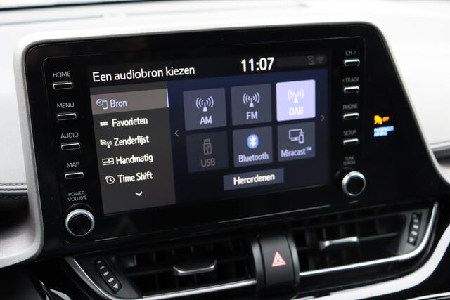 Toyota C-HR 1.8 Hybrid Dynamic, Apple Carplay / Android Auto, Parkeercamera, Automatisch dimmend binnenspiegel, Adaptieve cruise control.