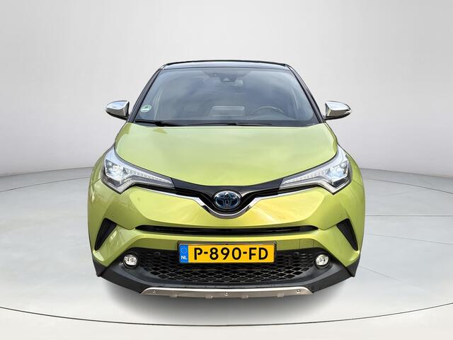 Toyota C-HR 1.8 Hybrid Executive Sport **NAVIGATIE/ STOEL EN STUURWIELVERWARMING/ DODEHOEK DETECTIE/ PARKEERSENSOREN/ 36 MAANDEN GARANTIE**