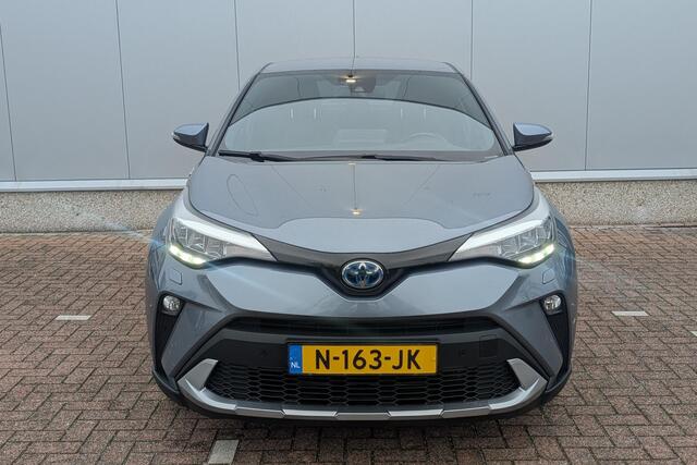 Toyota C-HR 1.8 Hybrid Dynamic Limited Afneembare trekhaak, Navigatie Apple Carplay/Android Auto, Stoel & Stuurverwarming