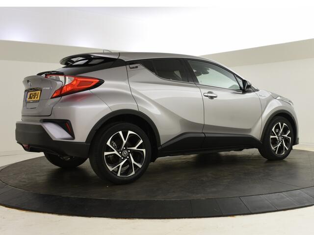 Toyota C-HR 1.8 Hybrid Dynamic | Stoelverwarming | Carplay | DAB