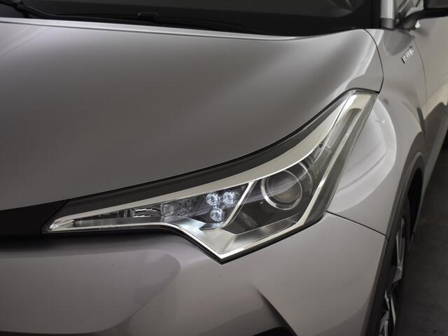 Toyota C-HR 1.8 Hybrid Dynamic | Stoelverwarming | Carplay | DAB