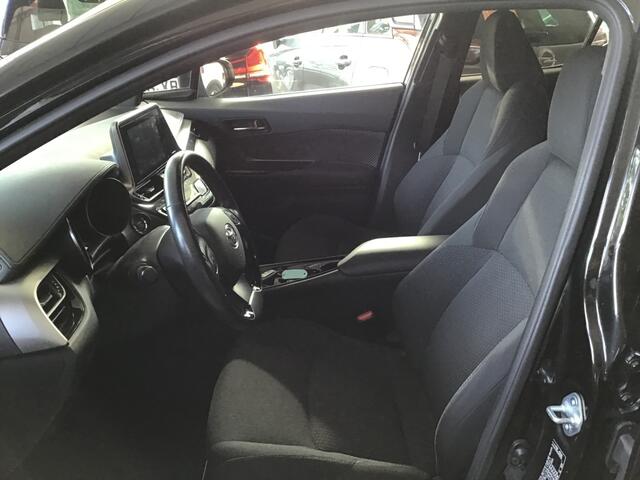 Toyota C-HR 1.8 Hybrid Bi-Tone