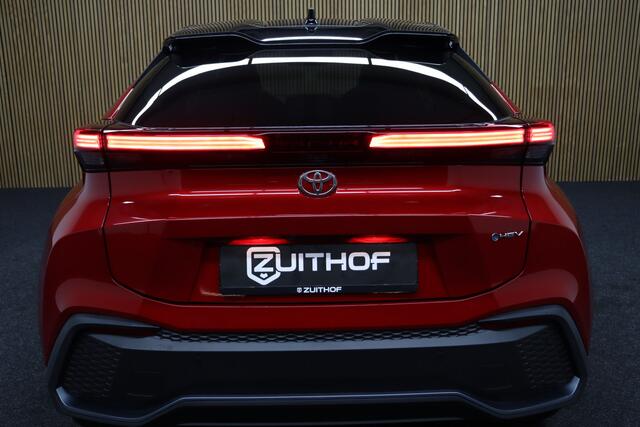 Toyota C-HR 2.0 Hybrid 200 First Edition | Bi-tone | ¤ 4.200,- Voorraad voordeel! | Parkeerhulp | Winterpakket | Adaptive-cruise | Camera | Clima | Apple Carplay & Android Auto | Groot Navigatie | Keyless | Dodehoekdetectie