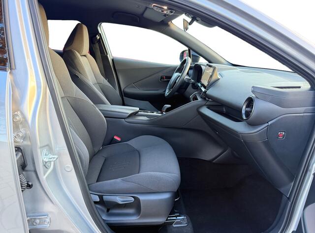 Toyota C-HR 1.8 Hybrid 140 Dynamic I Navi I Keyless I Dodehoekdetectie