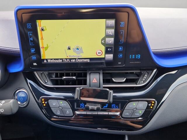Toyota C-HR 1.8 Hybrid Bi-Tone Plus Trekhaak - NL Auto - JBL