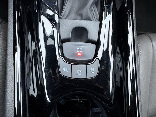 Toyota C-HR 1.8 Hybrid Executive | Stuur+Stoelverwarming | Sensoren V/A |