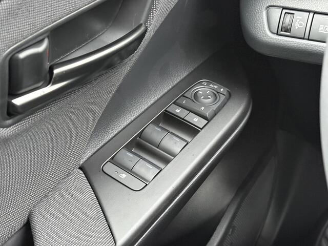 Toyota C-HR 2.0 Plug-in Hybrid 220 Dynamic **STORM GREY/ NIEUWE AUTO/ DIRECT LEVERBAAR**