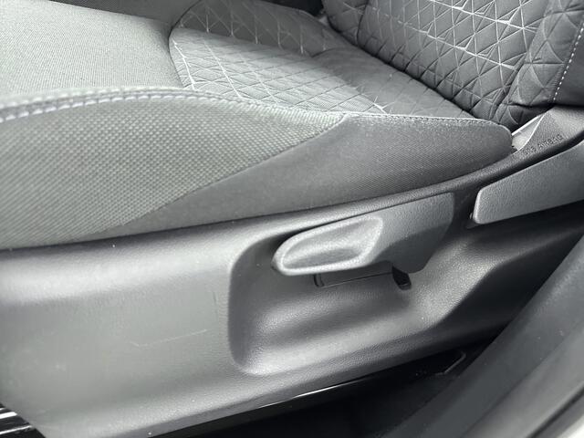 Toyota C-HR 2.0 Hybrid Dynamic | NL-Auto | Parkeersensoren | Navigatie | Parkeercamera |