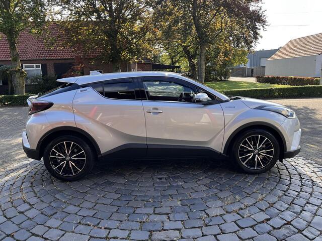 Toyota C-HR 1.8 Hybrid Executive Ultimate | Trekhaak | 18" LMV | ALL-Season | Adap.Cruise | All-in rijklaarprijs