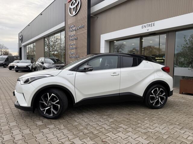 Toyota C-HR 1.8 Hybrid Bi-Tone | All Seasons | Trekhaak | Parkeersensoren