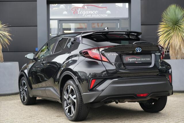 Toyota C-HR 1.8 Hybrid Dynamic 122pk Navigatie/Stoelverwarming/Camera