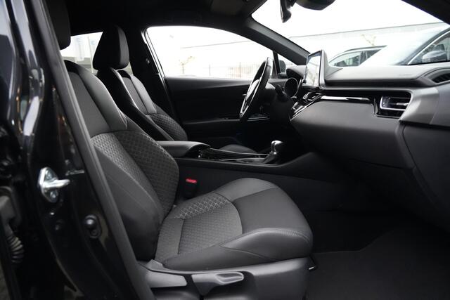 Toyota C-HR 1.8 Hybrid Dynamic 122pk Navigatie/Stoelverwarming/Camera