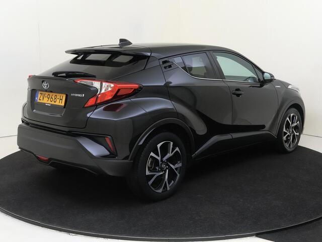 Toyota C-HR 1.8 Hybrid 116 PK Dynamic Sport Automaat | Navigatie | Camera | Stoelverwarming