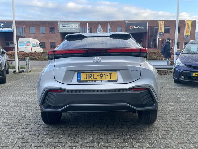 Toyota C-HR 2.0 Plug-in Hybrid 220 First Edition
