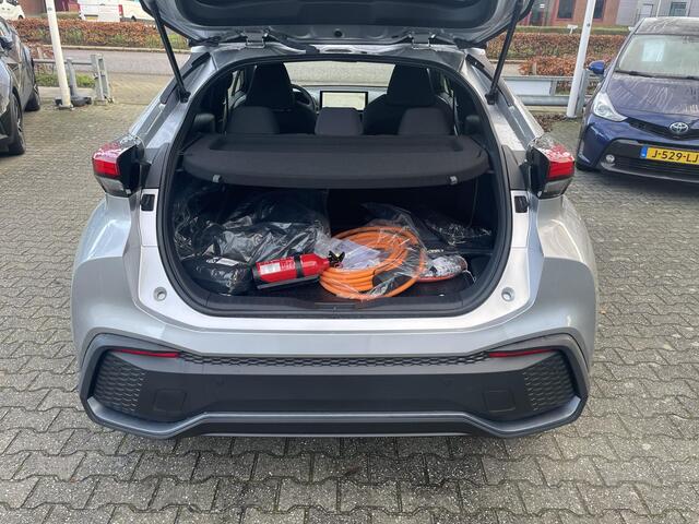 Toyota C-HR 2.0 Plug-in Hybrid 220 First Edition