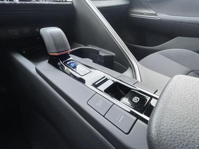 Toyota C-HR 2.0 Plug-in Hybrid 220 First Edition