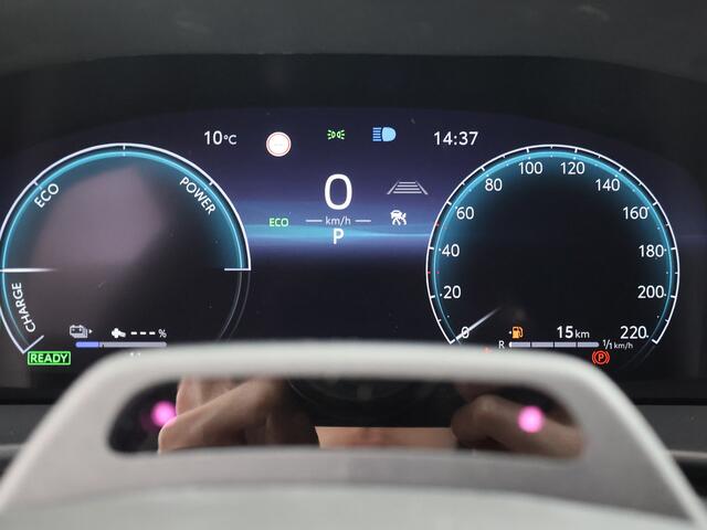 Toyota C-HR 2.0 Plug-in Hybrid 220 Active