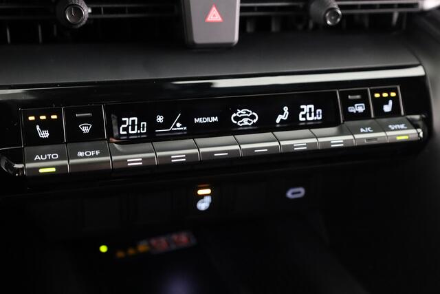 Toyota C-HR 2.0 Plug-in Hybrid 220 Black Edition