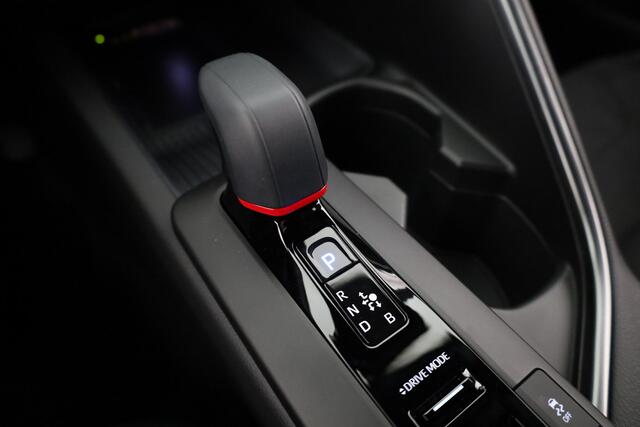 Toyota C-HR 2.0 Plug-in Hybrid 220 Black Edition