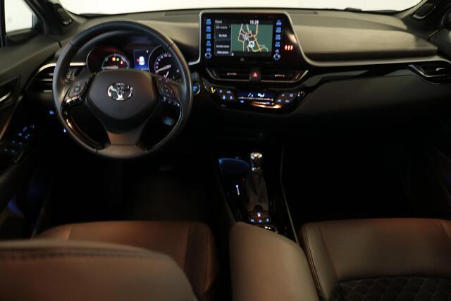 Toyota C-HR 1.8 Hybrid Executive, 1e eigenaar, JBL, BSM , Apple Carplay & Android Auto