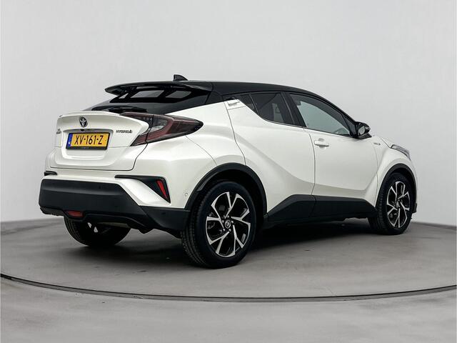 Toyota C-HR 1.8 Hybrid Style | Parkeerassistent | Stoelverwarming | Navigatie