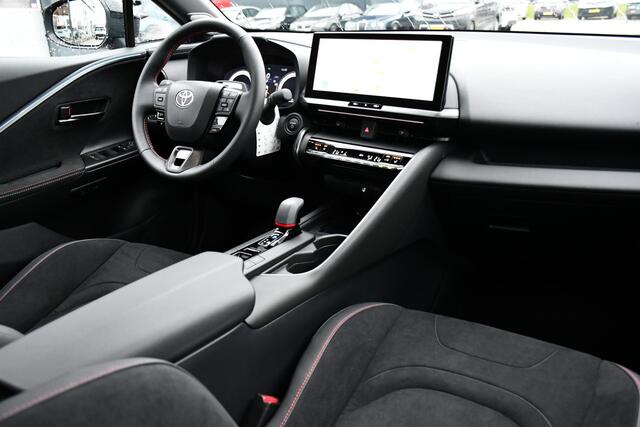 Toyota C-HR 2.0 Plug-in Hybrid 220 Black Edition Automaat 223pk | 19" zwart gepolijste lichtmetalen velgen | Premium Sportstoelen | JBL Premium Audio |