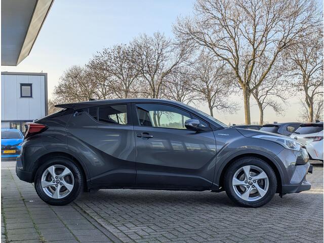 Toyota C-HR 1.8 Hybrid Dynamic | Camera | ACC | Keyless | Climate control | Elek. inklapbare spiegels