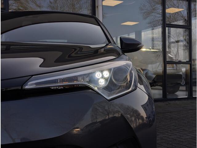 Toyota C-HR 1.8 Hybrid Dynamic | Camera | ACC | Keyless | Climate control | Elek. inklapbare spiegels