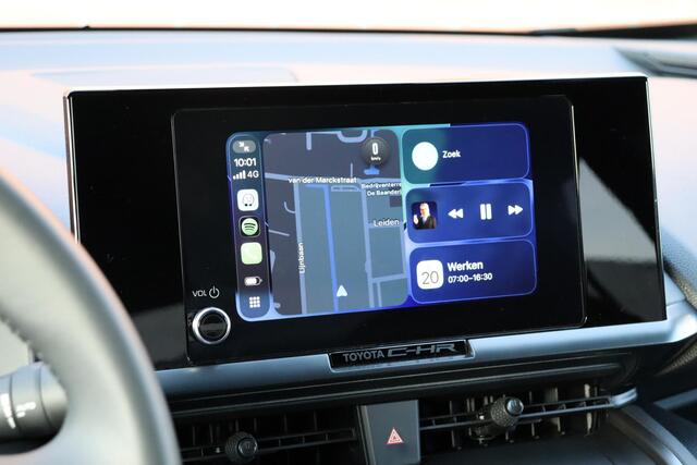 Toyota C-HR 1.8 Hybrid 140 Dynamic Dodehoekdetectie, Parkeersensoren Voor & Achter, Adaptief Cruise & Climate Control, Apple Carplay / Android Auto, Nieuw en direct leverbaar!