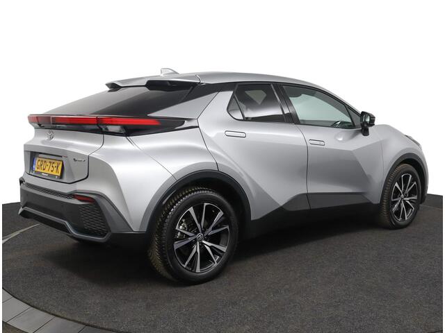 Toyota C-HR 1.8 Hybrid 140 Dynamic | Adaptive Cruise Control | Apple Carplay | Android Auto | Achteruitrijcamera | Parkeersensoren | Keyless entry |
