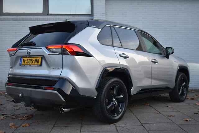 Toyota C-HR 1.8 Hybrid Dynamic Automaat 122pk | Stoelverwarming | Trekhaak afneembaar | Cruisecontrol |