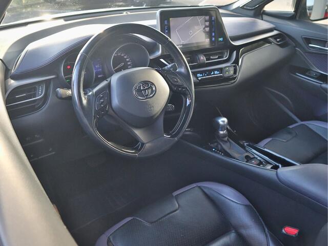 Toyota C-HR 1.8 Hybrid Bi-Tone Plus | Camera | Navigatie | Stoel/Stuurverwarming | ECC-Airco | Leder
