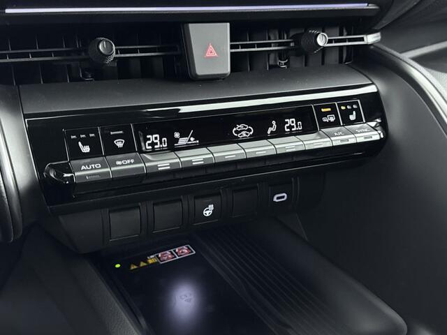 Toyota C-HR 2.0 Plug-in Hybrid 220 Black Edition | INCL. ¤2000,- Inruilpremie | GR Sport | Halfleder | Navigatie | PDC | ACC |