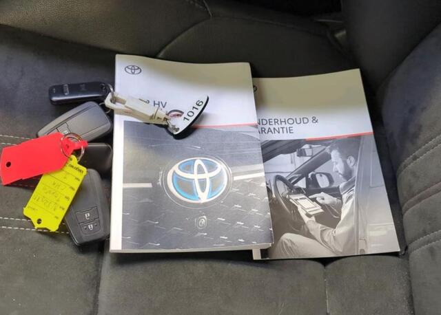 Toyota C-HR 2.0 Hybrid GR-Sport / Pdc+Camera / Airco-ecc./ Navigatie / Xenon / 1/2 Leder / Radio multimedia